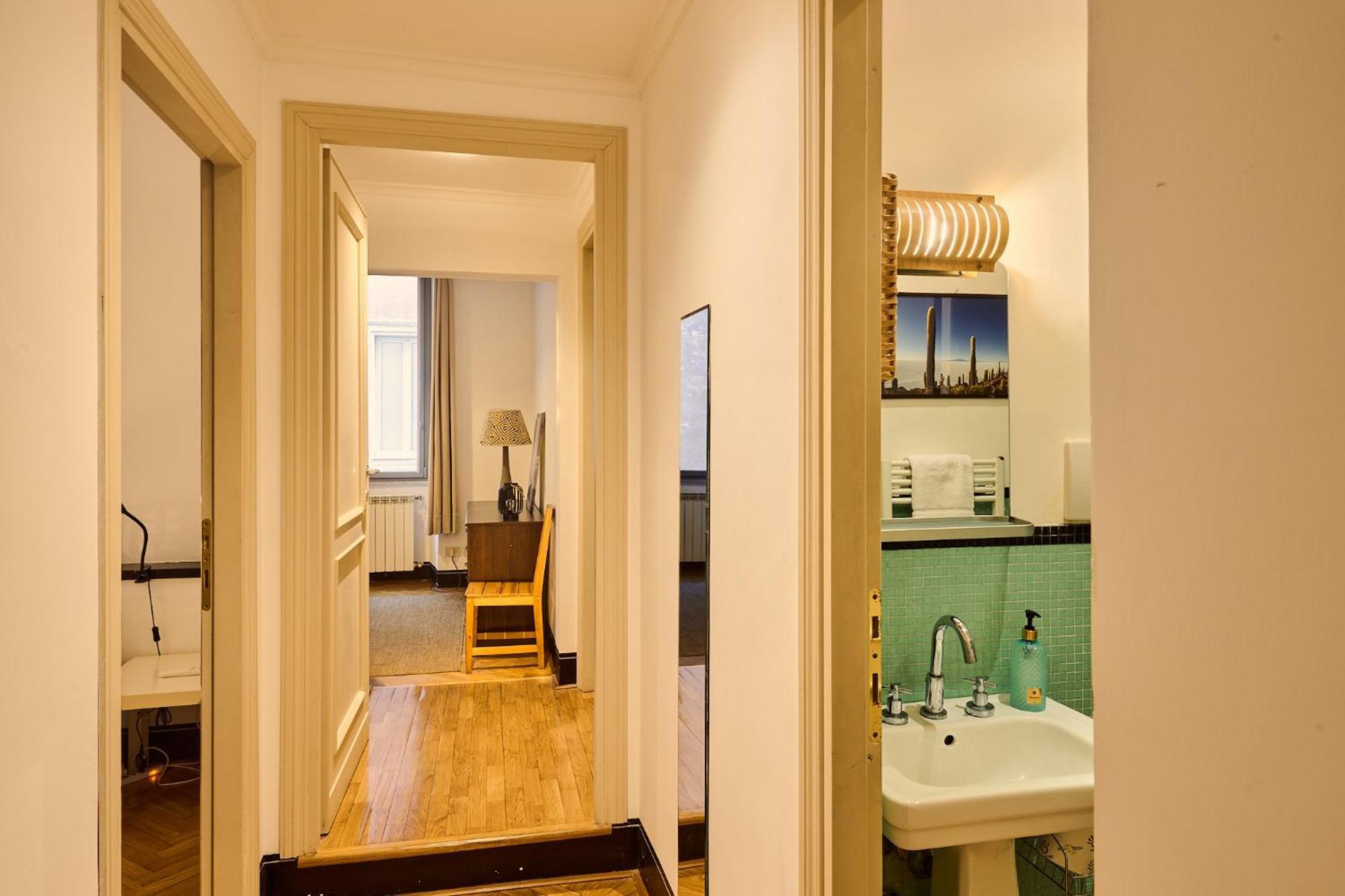 Vittorio Apartment Рим Екстериор снимка