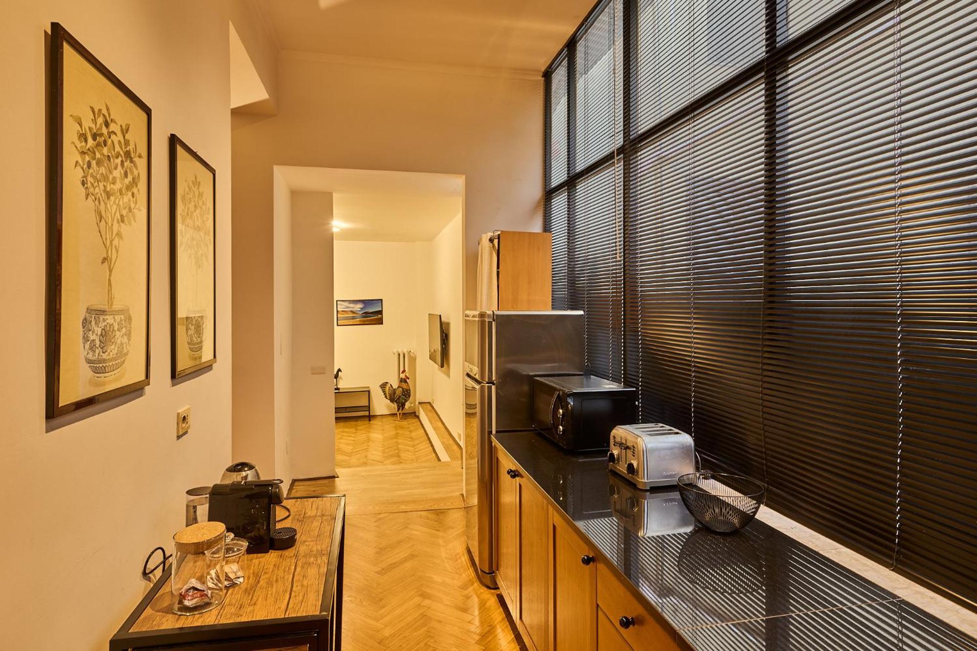 Vittorio Apartment Рим Екстериор снимка